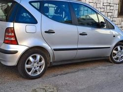 Grigio Usata 2004 Mercedes A170 Tre volumi | 500 € (Ottimo prezzo)