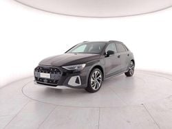 Nero Nuova 2025 Audi A3 e-tron Advanced Due volumi | 42.900 € (Buon prezzo)