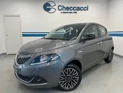 Bianco Usata 2024 Lancia Ypsilon Gold Due volumi | 13.999 € (Buon prezzo)