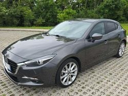Grigio Usata 2017 Mazda 3 Exceed Tre volumi | 10.900 € (Buon prezzo)