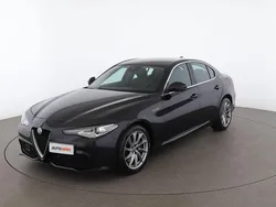 Nero Usata 2017 Alfa Romeo Giulia Veloce Tre volumi | 20.799 € (Ottimo prezzo)
