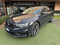 Grigio Usata 2020 VW Passat GTE Tre volumi | 20.900 € (Ottimo prezzo)