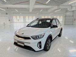 Bianco Usata 2021 Kia Stonic Style SUV | 12.950 € (Buon prezzo)