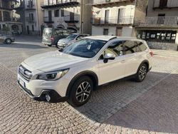 Usata 2018 Subaru Outback SUV | 18.000 € (Molto cara)