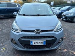 Grigio Usata 2014 Hyundai i10 Style Due volumi | 5900 € (Buon prezzo)