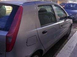 Grigio Usata 2000 Fiat Punto Due volumi | 1000 € (Buon prezzo)