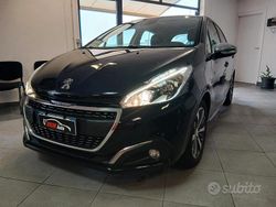 Nero Usata 2017 Peugeot 208 Due volumi | 8900 € (Buon prezzo)