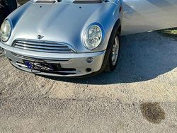 Grigio Usata 2005 Mini Cooper Due volumi | 2450 € (Buon prezzo)