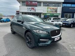 Verde Usata 2017 Jaguar F-Pace R-Sport SUV | 17.500 € (Buon prezzo)