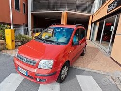 Rosso Usata 2005 Fiat Panda Dynamic Tre volumi | 3700 € (Cara)