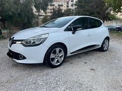 Bianco Usata 2015 Renault Clio IV Intens Tre volumi | 4499 € (Buon prezzo)