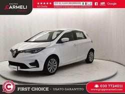 Bianco ghiaccio Usata 2020 Renault Zoe Zen Due volumi | 10.900 € (Buon prezzo)
