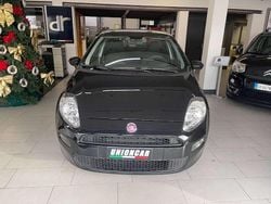 Nero Usata 2016 Fiat Punto Pop Tre volumi | 7900 € (Buon prezzo)