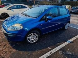 Blu Usata 2010 Fiat Grande Punto Due volumi | 3900 € (Buon prezzo)