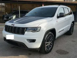 Bianco Usata 2018 Jeep Grand Cherokee Trailhawk SUV | 26.999 € (Buon prezzo)