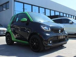Nero Usata 2018 Smart ForTwo Electric Drive Passion Due volumi | 9990 € (Buon prezzo)