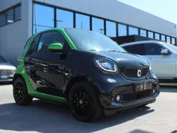 Nero Usata 2018 Smart ForTwo Electric Drive Passion Due volumi | 10.990 € (Buon prezzo)