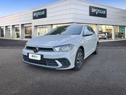 Bianco Usata 2022 VW Polo Life Tre volumi | 17.800 € (Buon prezzo)