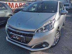 Argento Usata 2018 Peugeot 208 Allure Due volumi | 9300 € (Ottimo prezzo)