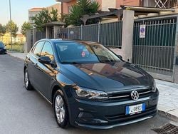 Grigio Usata 2019 VW Polo Comfortline Tre volumi | 9700 € (Ottimo prezzo)