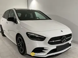 Mercedes B200