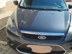 Grigio Usata 2009 Ford Focus Station wagon | 3500 € (Cara)