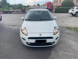 Usata 2015 Fiat Punto Lounge Due volumi | 5000 € (Buon prezzo)