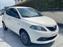 Bianco Usata 2017 Lancia Ypsilon Due volumi | 8200 € (Buon prezzo)