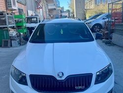 Bianco Usata 2016 Skoda Octavia vRS Tre volumi | 12.900 € (Buon prezzo)
