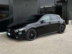 Nero Usata 2022 Mercedes A200 Premium Tre volumi | 33.000 € (Buon prezzo)
