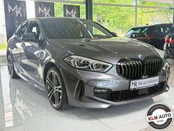 Grigio minerale Usata 2020 BMW 118 M Sport Due volumi | 19.900 € (Super prezzo)