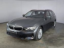 Grigio Usata 2020 BMW 320e Comfort Edition Station wagon | 26.900 € (Buon prezzo)