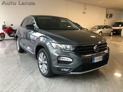 Grigio scuro metallizzato Usata 2018 VW T-Roc Style SUV | 18.200 € (Buon prezzo)