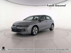 Dolomite silver metallizzato Usata 2025 VW Golf Style Tre volumi | 29.900 € (Buon prezzo)