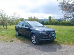 Nero Usata 2007 Audi Q7 SUV | 6300 € (Ottimo prezzo)