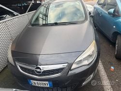 Usata 2012 Opel Astra Sport Station wagon | 3999 € (Buon prezzo)