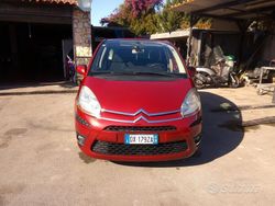 Rosso Usata 2009 Citroën Grand C4 Picasso Elegance Monovolume | 3300 € (Buon prezzo)