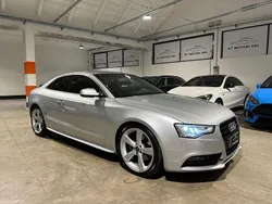 Grigio Usata 2012 Audi A5 Advanced Coupé | 10.990 € (Ottimo prezzo)