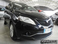 Grigio Usata 2015 Lancia Ypsilon Due volumi | 7500 € (Buon prezzo)