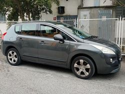 Grigio Usata 2013 Peugeot 3008 Monovolume | 4800 € (Buon prezzo)