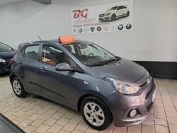 Grigio Usata 2015 Hyundai i10 Due volumi | 5500 € (Buon prezzo)