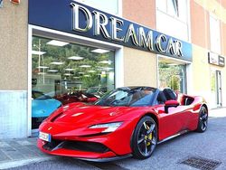 Rosso Usata 2024 Ferrari SF90 Cabrio | 569.000 € (Super prezzo)