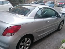 Grigio Usata 2008 Peugeot 207 CC Cabrio | 2600 € (Ottimo prezzo)