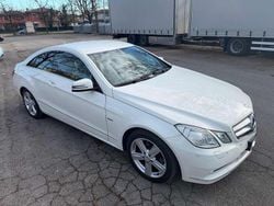 Bianco Usata 2011 Mercedes E350 Executive Coupé | 9900 € (Super prezzo)