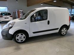 Beige Usata 2022 Fiat Fiorino Monovolume | 10.900 € (Buon prezzo)