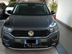 Grigio Usata 2020 VW T-Roc Style SUV | 14.899 € (Buon prezzo)