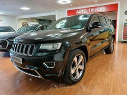 Nero Usata 2015 Jeep Grand Cherokee Overland SUV | 13.900 € (Buon prezzo)
