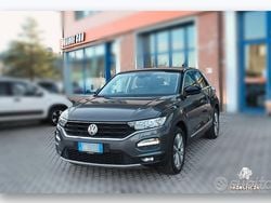 Indium grey tetto nero Usata 2019 VW T-Roc Style SUV | 14.000 € (Buon prezzo)