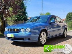 Blu Usata 2001 Jaguar X-type Tre volumi | 6400 € (Buon prezzo)