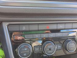 Usata 2021 VW T-Roc Style SUV | 23.900 € (Cara)